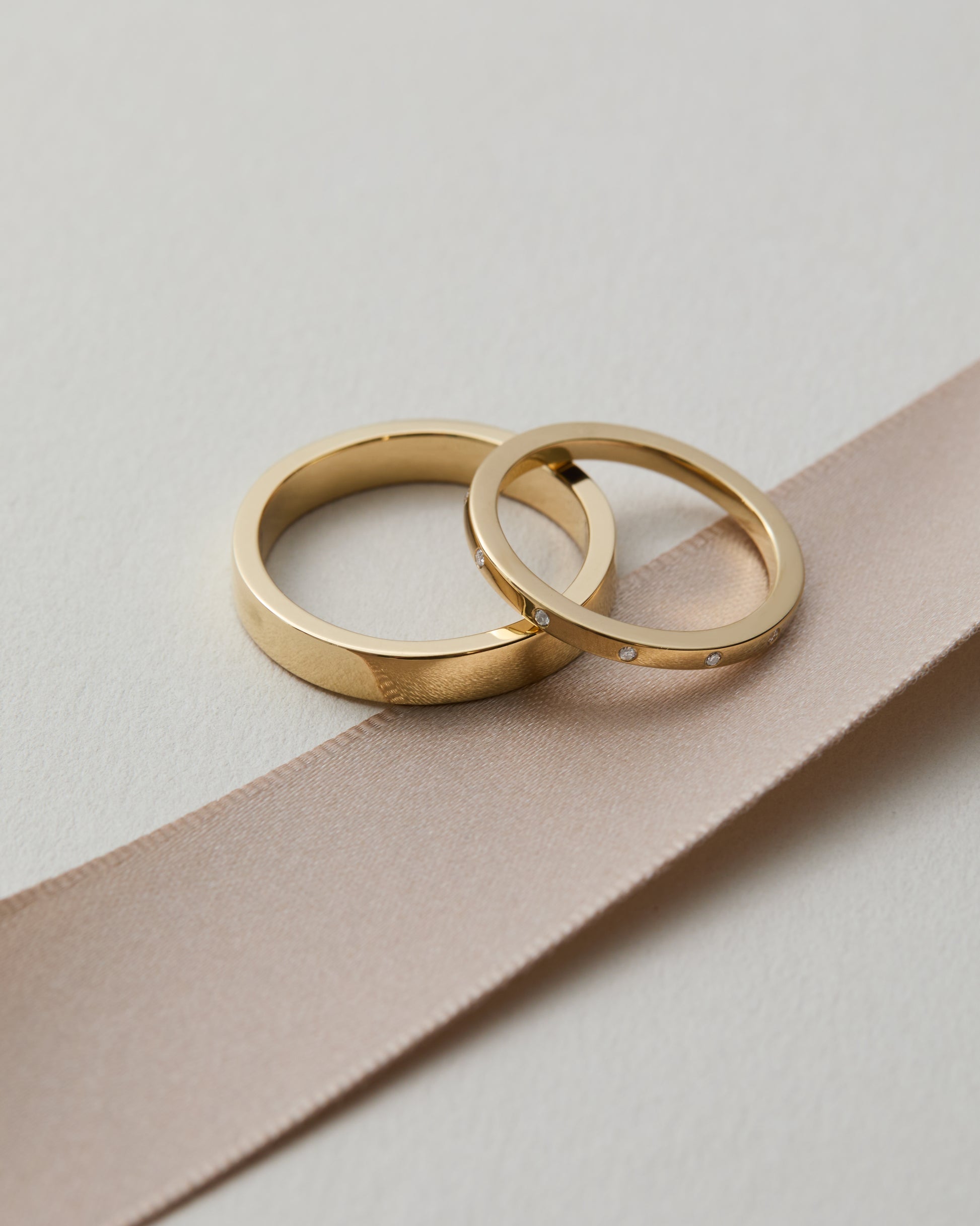 Men's and women's gold wedding bands, handmade in Nashville